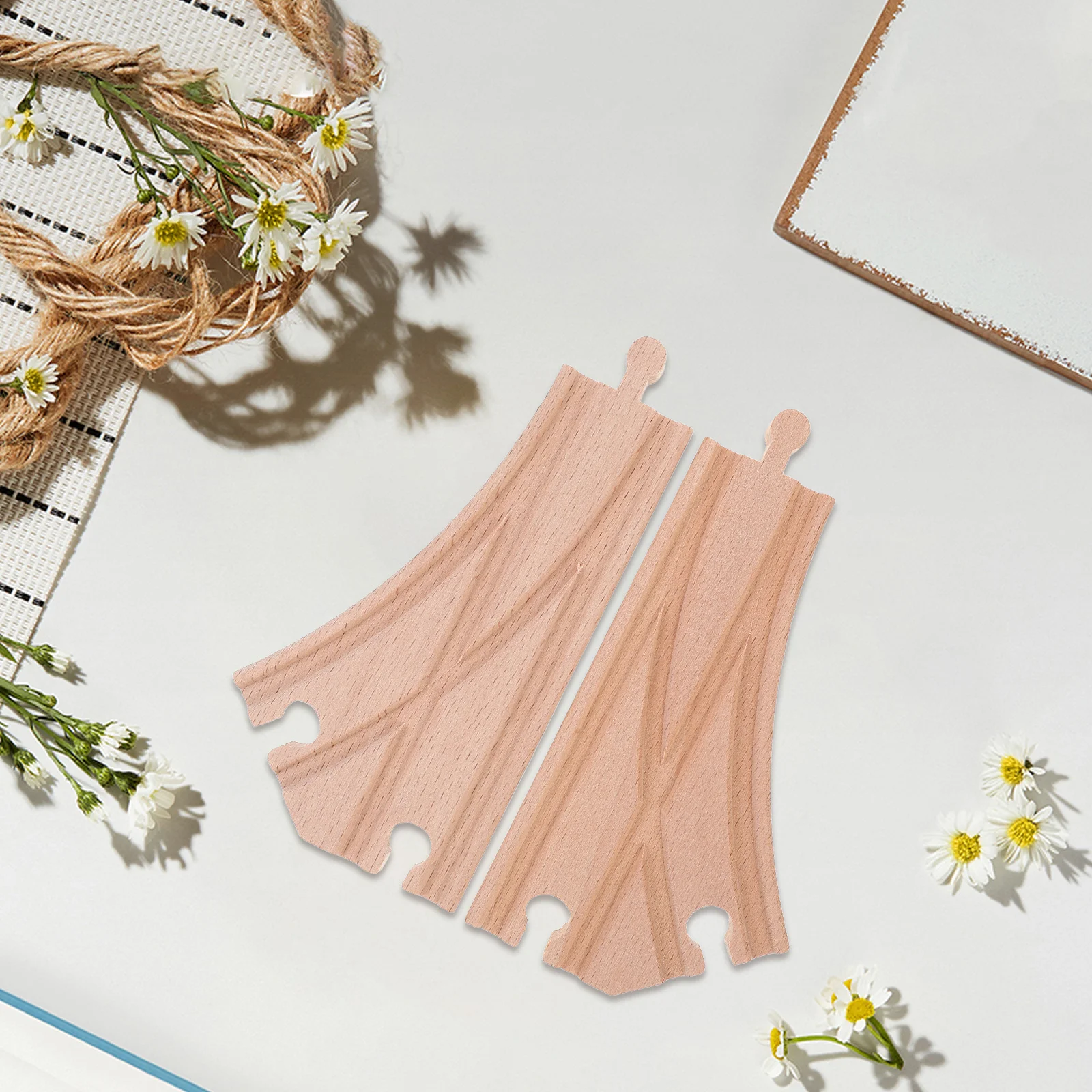 2 szt. Drewniane akcesoria do kolejki, wielokierunkowe przełączniki torowe, rozszerzalne elementy kolejowe, edukacyjny drewniany zestaw kolejowy