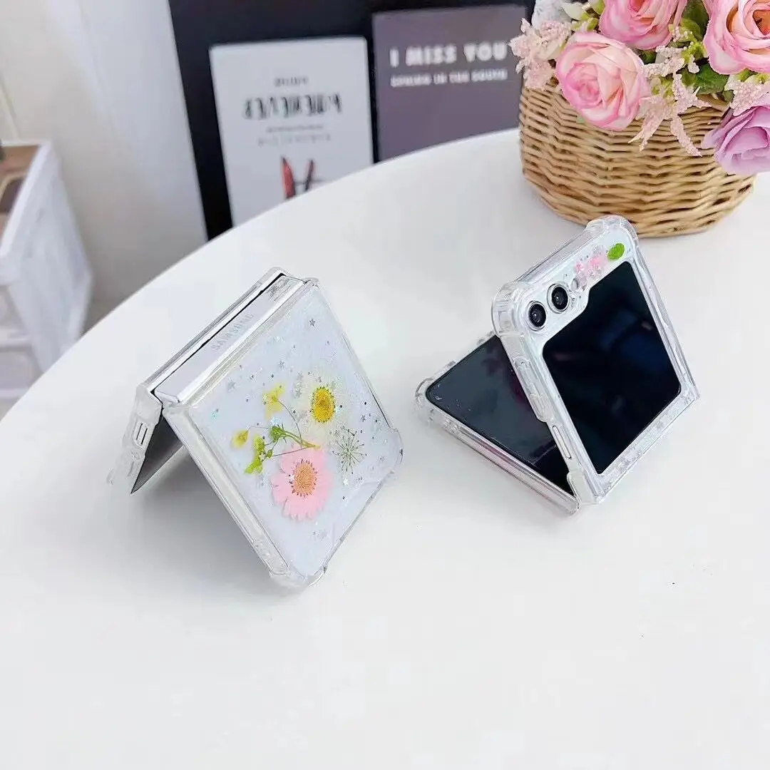 Z Flip 5 Case Glitter Daisy Real Flower Case For Samsung Galaxy Z Flip 4 5G Zflip 3 Luxury Dried Flowers Shockproof Clear Cover