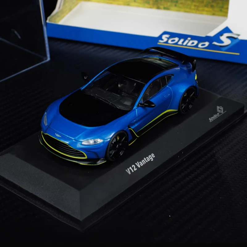 

Литой под давлением оригинальный масштаб 1:43 VANTAGE V12 модель из сплава, имитация украшения, хобби, сувениры, коллекция подарков, статический дисплей