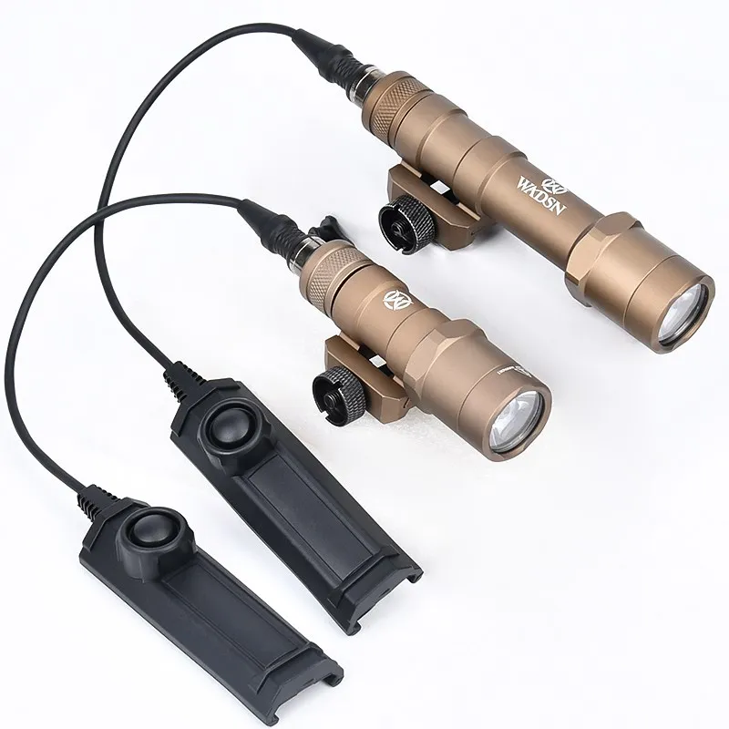 

WADSN Airsoft M300B M600B M600 WADSN Tactical Powerful Flashlight Fit 20mm Picatinny Rail Hunting Weapon Gun LED Light