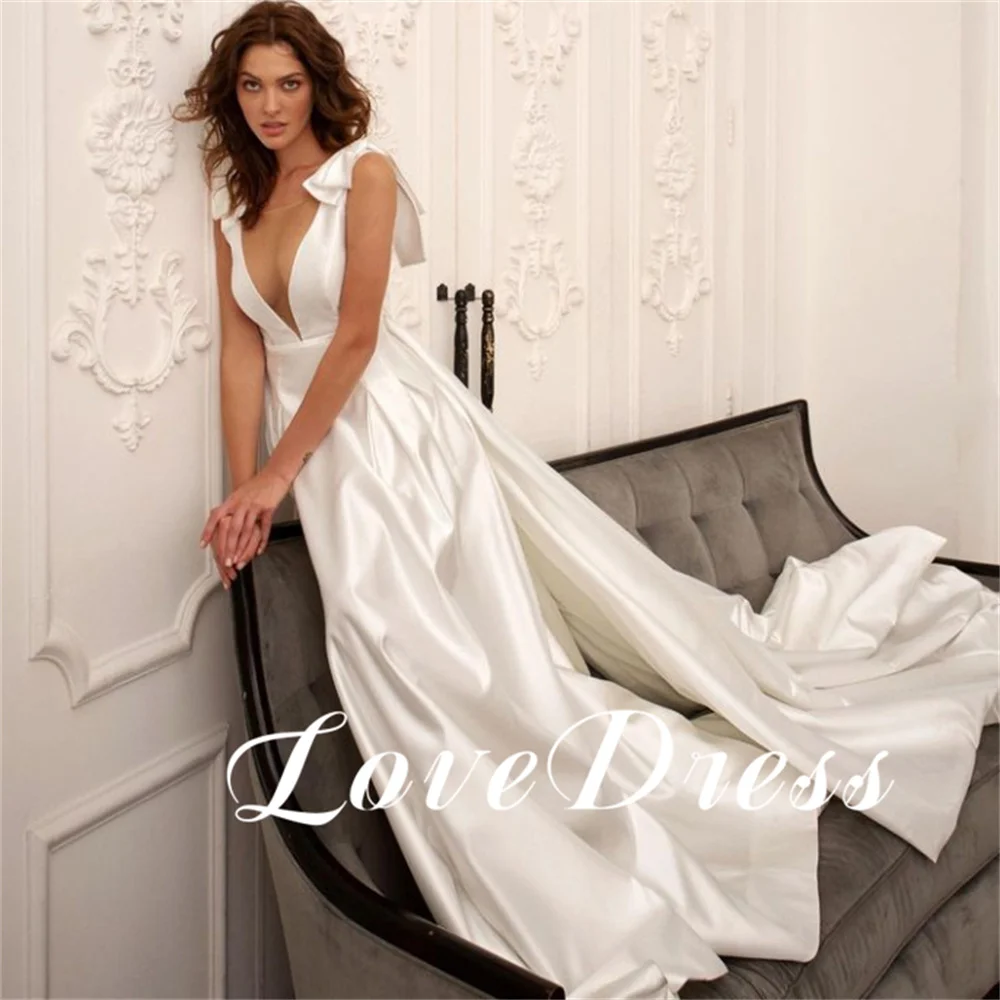 Love Sexy Deep V-Neck A-Line Stain Sleeveless Wedding Dresses With Bow Elegant Backless Detachable Tail Floor Length Bridal Gown