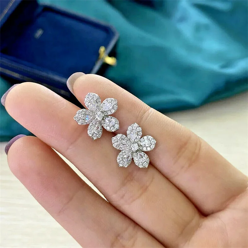 CAOSHI Aesthetic Stud Earrings Lady Everyday Wearable Accessories Chic Flower Shape Design Jewelry for Women Exquisite Gift