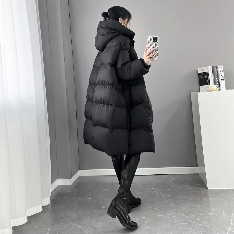 Piumino da donna nero 2024 inverno nuova moda con cappuccio addensare piumino d'anatra bianca cappotto parka femminile casual allentato