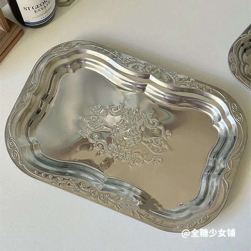 

French Jewels Storage Trays Retro Tray Metal Patterned Dining Fruit Tea Cup Plate Restaurant Hotel Home Dessert Plate Decoration