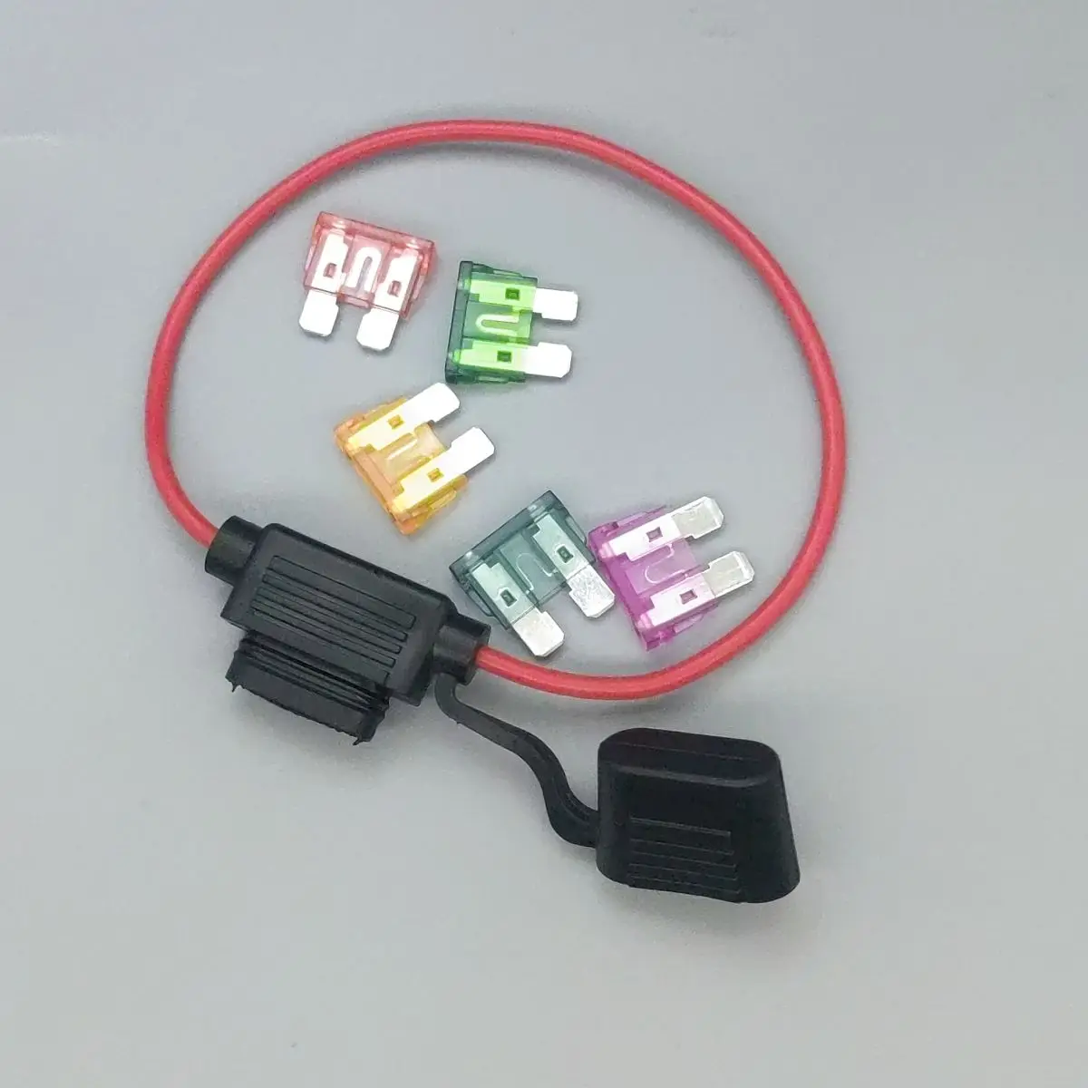 Car Blade Fuse Holder 12V 30A Wire In Line Adapter Cut Off Switch Socket Damp-Proof Anti-Splash Cover Auto Accessories