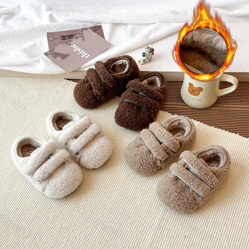 

Зимняя хлопковая обувь для девочек, 2025 г., теплая плюшевая пушистая детская обувь на плоской подошве, детская удобная модная нескользящая повседневная обувь в стиле ретро