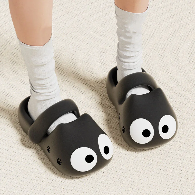 Cartoon Catie Slippers for Women Summer New Version EVA Clogs Thick-Soled Stepping On Cloud Feeling Beach Sandals