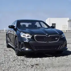 Модель литая из металлического сплава в масштабе 1:24 для BMW I5 M60 Xdrive, модель автомобиля со звуком и фото, уличная коллекция, хобби, декоративные украшения, подарок