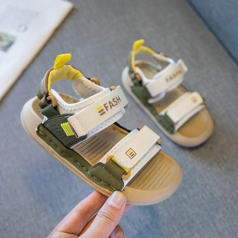 

Children Sandals for Boys 2025 Summer New Beach Shoes Elementary School Sandals for Girls Soft Soled Shoe Kids Sandals Tide