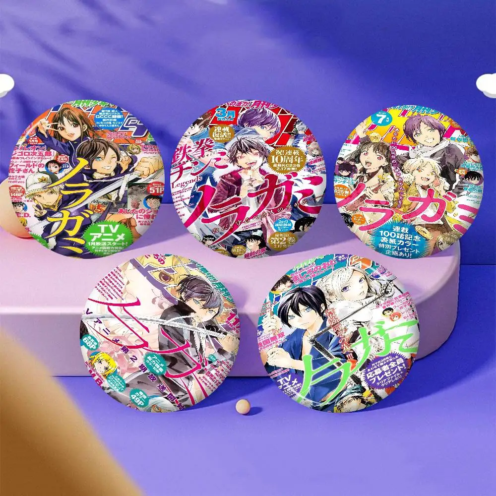 Anime n-noragami Cool creativo hojalata suave botón Pins Animal icono broche solapa mochila insignia accesorios Pin