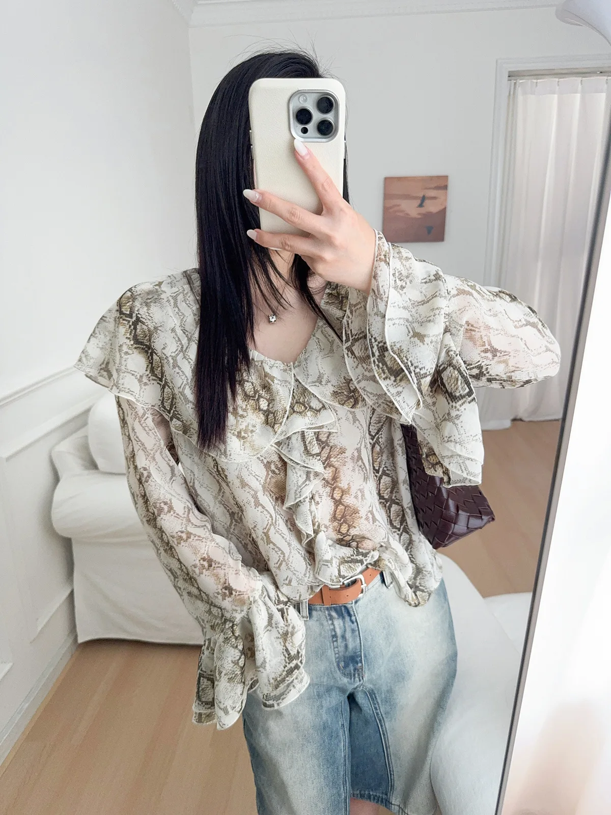 

Ele V-ne irt Women's French Sle Printed Cheetah Pattern Bell Sve Casual Top Lightweight Draped Fabric Long Sve