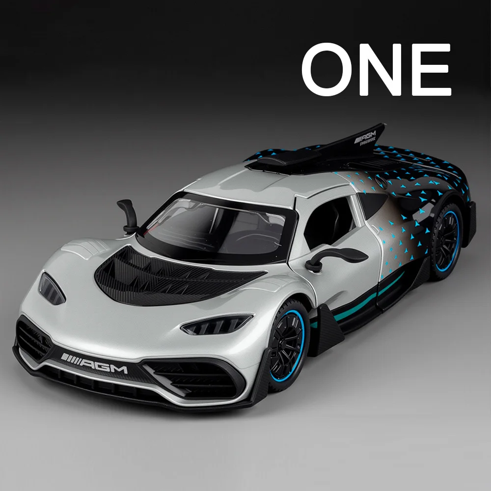 1:32 Benz ONE Auto Giocattoli Modelli in miniatura Pressofuso in lega Ruota Tirare indietro Auto sportiva 3 porte aperte Veicolo Bambino Festival Regali