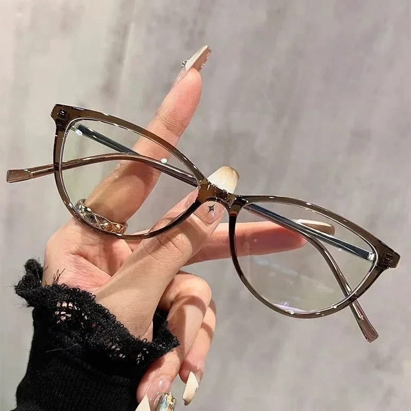 Modische Anti-Blaulicht-Lesebrille für Damen, Cat-Eye-Lesebrille, personalisierte Outdoor-Dekorationsbrille