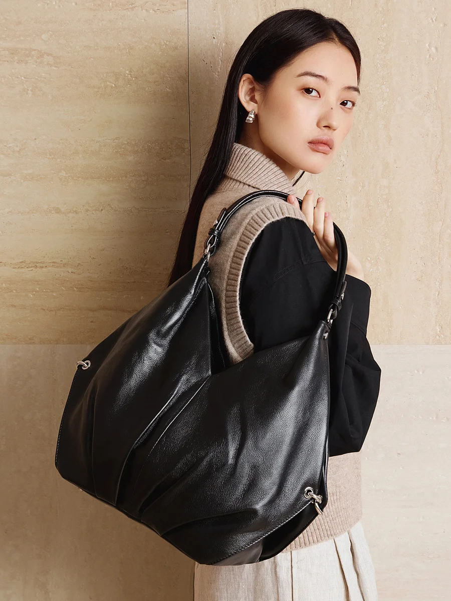 

Женская сумка на одно плечо большой вместимости из воловьей кожи с верхним слоем, универсальная высококачественная нишевая сумка-тоут для поездок на работу