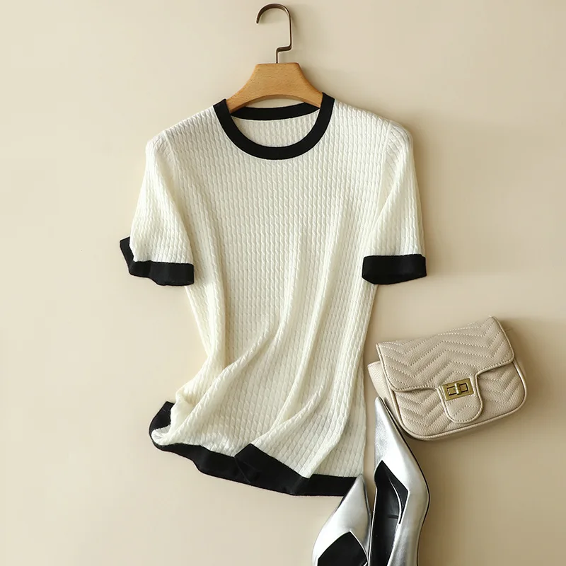 

cable knitted 16gg fine 100% cashmere sweater crewneck