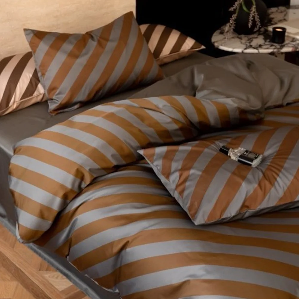 Premium 100% Satin Long-Staple Cotton Jacquard Bed Set With Duvet Cover Fitted Sheet and Pillowcases Luxury Bedding Collection