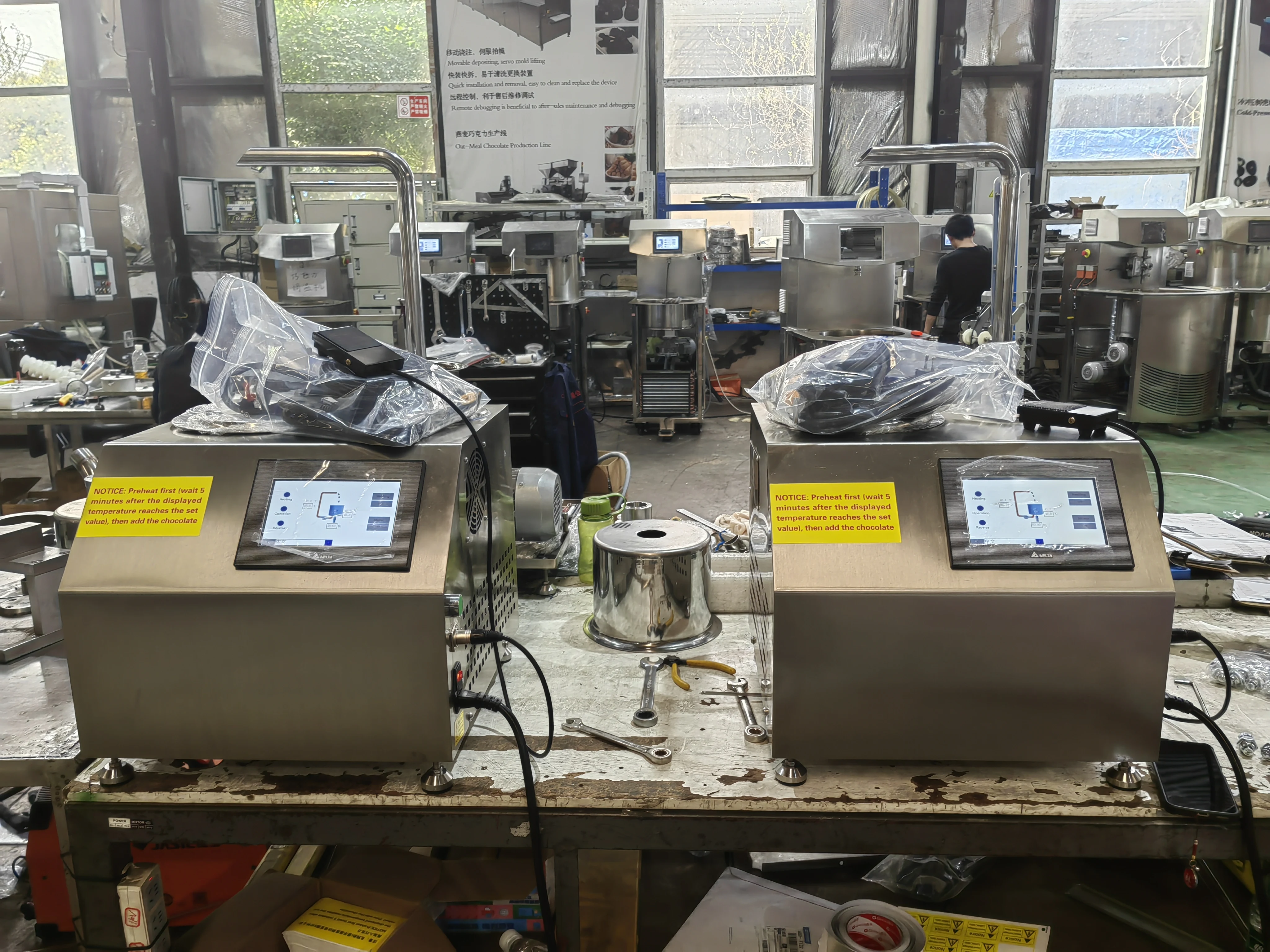 Полностью автоматическая машина для производства шоколада Настольная машина для производства шоколада