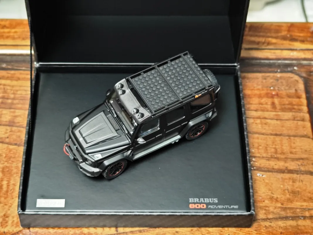 AlmostReal Diecast 1/43 Schaal Mercedes-benz BRABUS G-CLASS G63 Legering Model Auto BRABUS Speel Voertuigen Speelgoed voor Jongens Gift Originele
