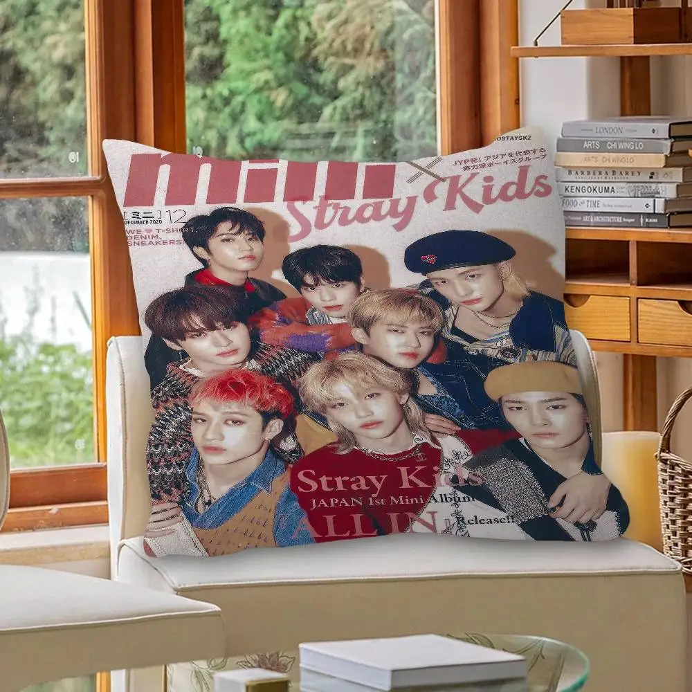 Kpop S-Stray K-Kids شخصية وسادة غطاء غرفة نوم الاطفال البرية ديكور الحفلات المخدة طفل عيد ميلاد دش هدية