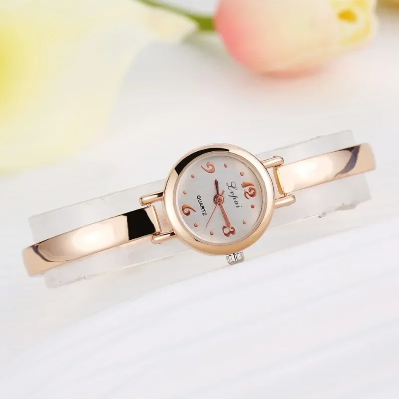 Luxury Brand Watch for Women Dress Bracelet Watch Top Fashion Crystal Quartz Wristwatch Classic Gold Ladies Watch Montres Femmes