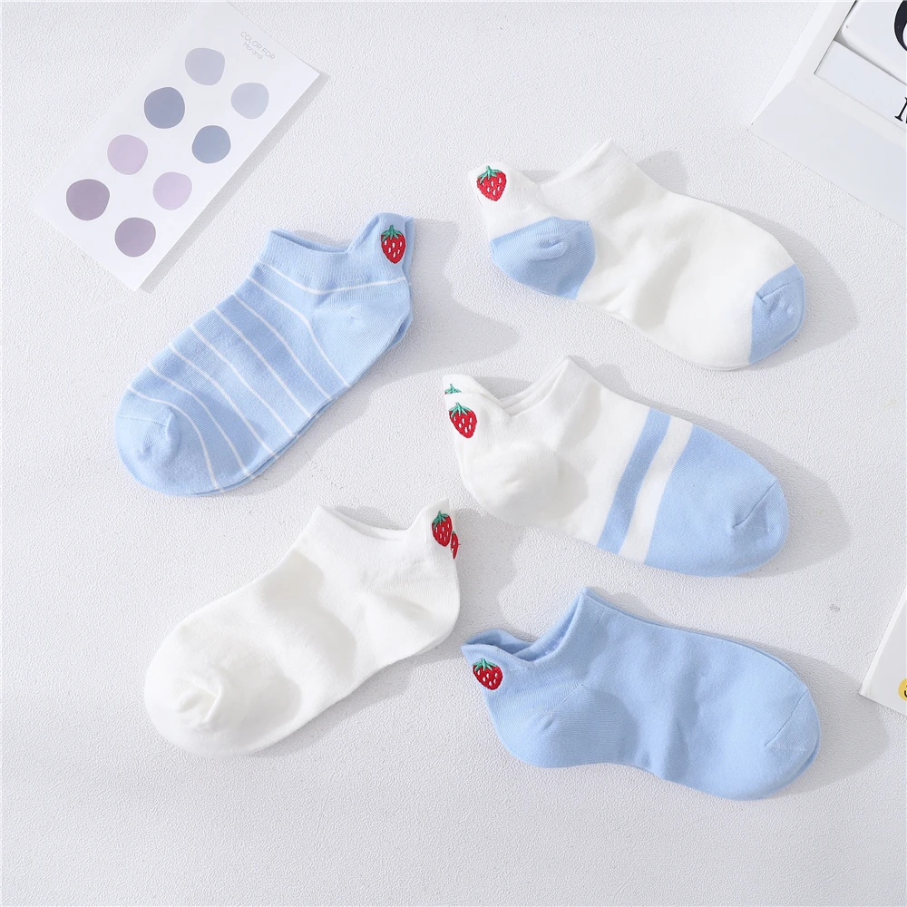 Literary Funny Cute Embroidery Strawberry Heel Lovely Women Cotton Socks Fresh Light Blue White Striped Ankle Sokken Dropship