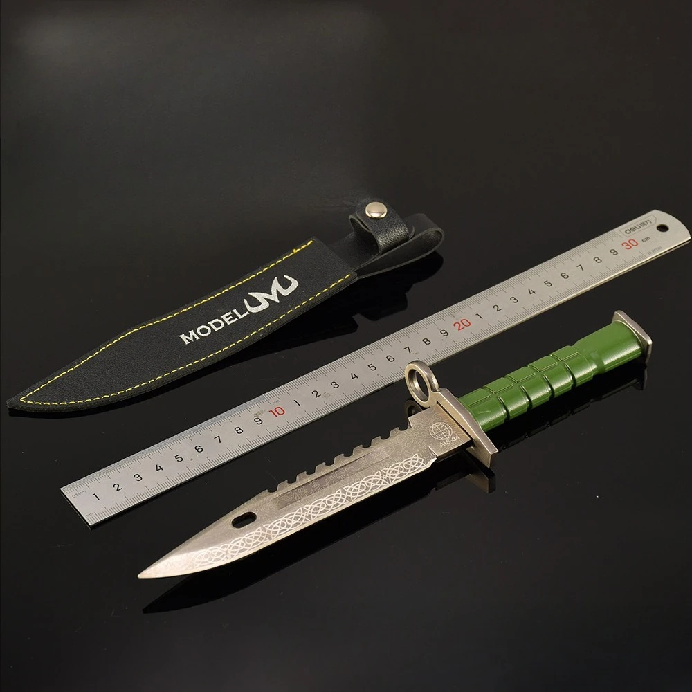 Go Go – périphériques de jeu M9, couteau, modèle d'arme artisanal en métal, ornement de bureau à collectionner, cadeaux d'anniversaire créatifs pour petit ami, jouet pour garçon