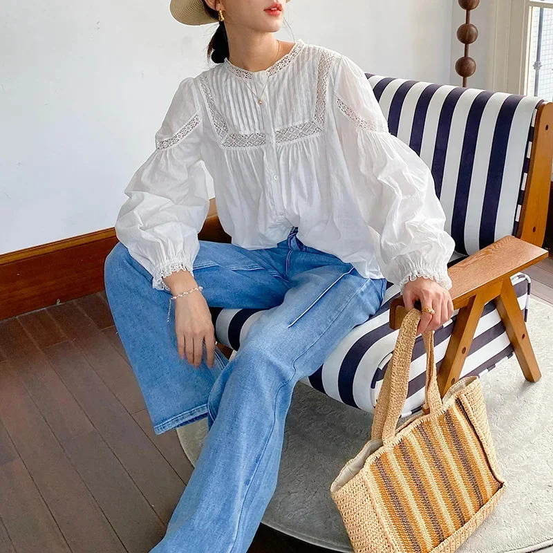 Vintage White Lace Shirt Blouses White Button Front Hollow Out Embroidered Blouse Long Sleeve Tops Autumn Woman Clothing