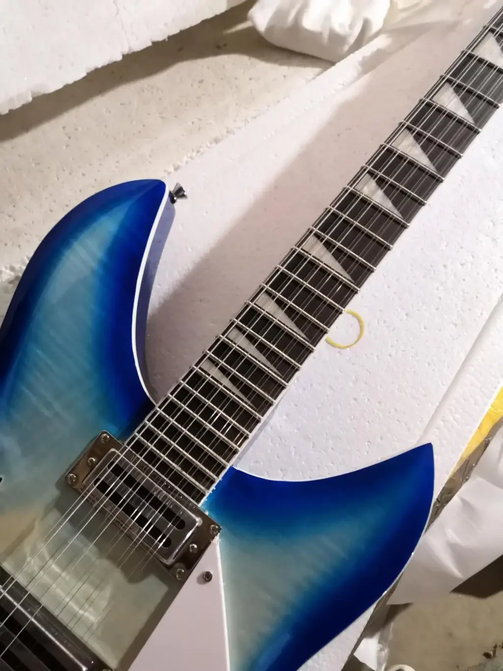 

Musical Instrumentstop quality Ricken 325 330 guitar Dark blue sunburst 325 guitar Semi Hollow body 6 String Guitar