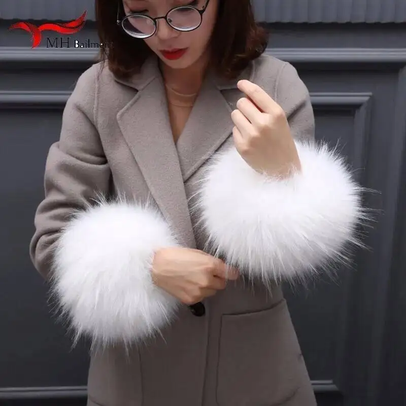 ใหม่สุภาพสตรี Raccoon แขนอุ่นชุดธรรมชาติสีจริง Raccoon ขนสัตว์ Cuffs สุภาพสตรีเสื้อแขนชุดฤดูหนาวแขนแขนข้อมืออุ่น