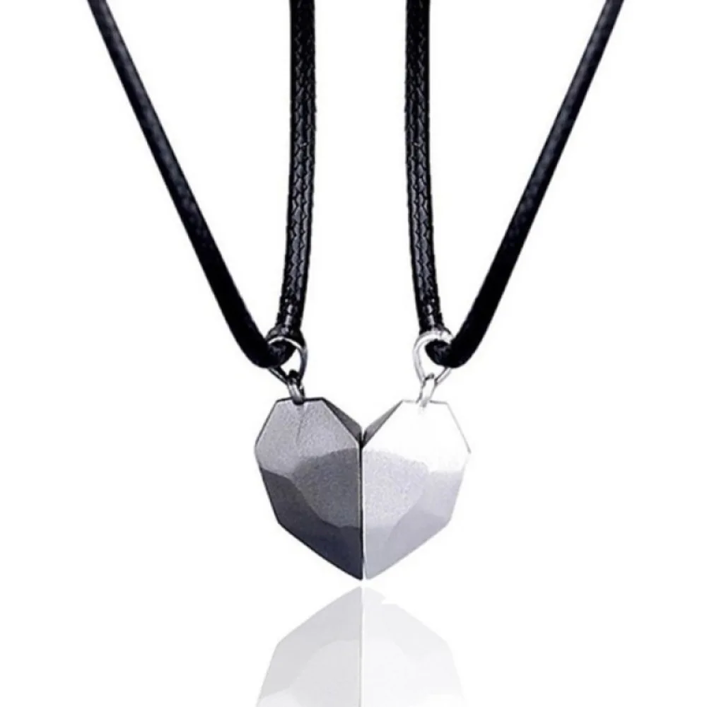 Versatile Couple Heart Magnetic Necklace Magnet Heart Combination Couple Necklace Attractive Beautiful Clavicular Chain Unisex
