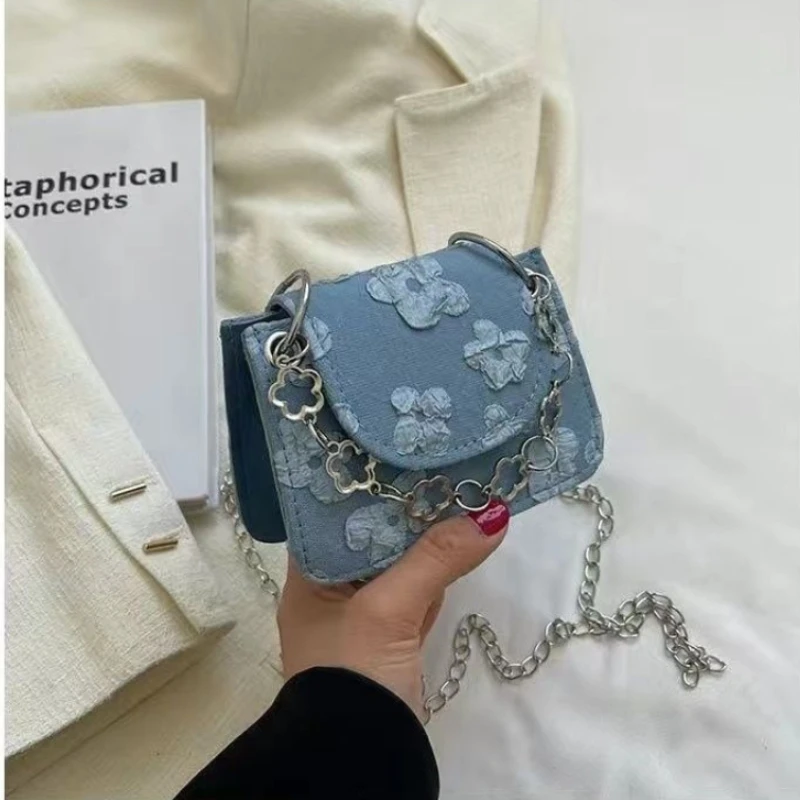 

Новая элегантная женская мини-сумка через плечо 2026 года, высококачественная складная сумка-кроссбоди с цепочкой и цветочным декором