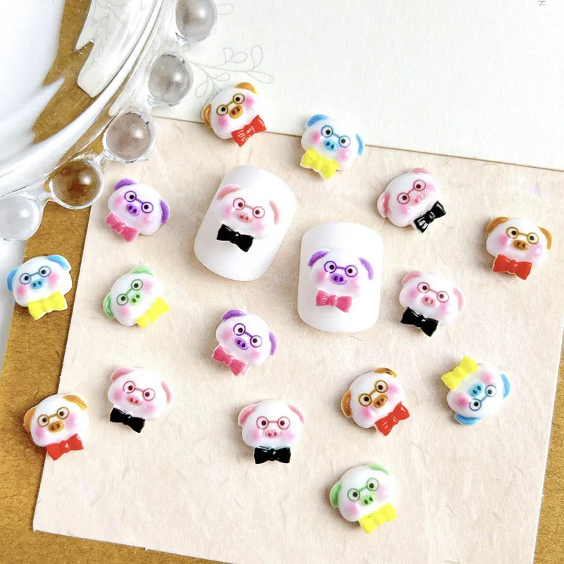 Resin Cartoon Luminous Tie Pig Nail Charms Cute Powder Blusher Glasses Piggy Nail Art Decoration for Manicure DIY Materials