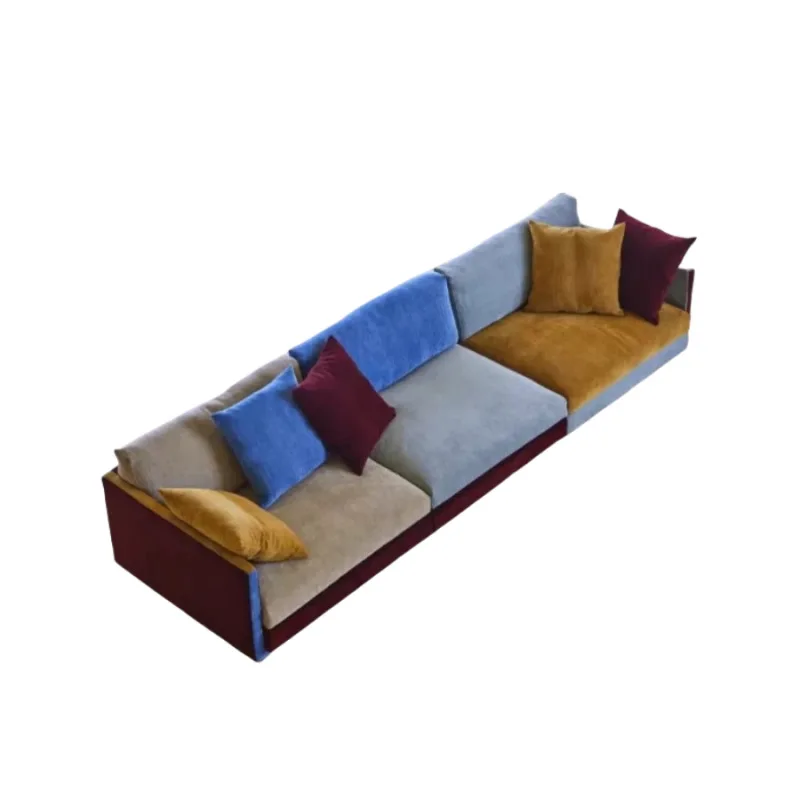 Divano retrò ispirato al design nordico, divano in tessuto dopamina abbinato a colori semplici