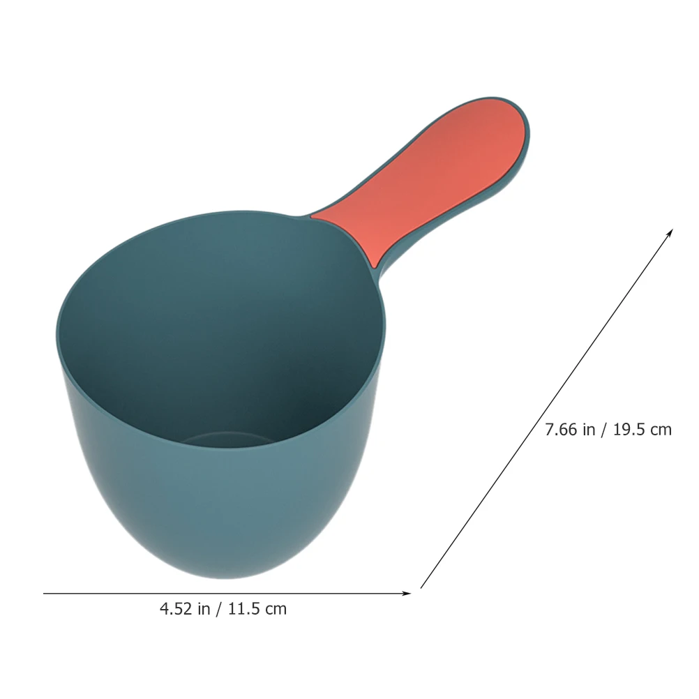 

3pcs Plastic Water Ladle Bath Scoop Shower Bucket Reusable Dipper Kitchen Bath Scoop Ergonomic Handle Ladle Bathroom