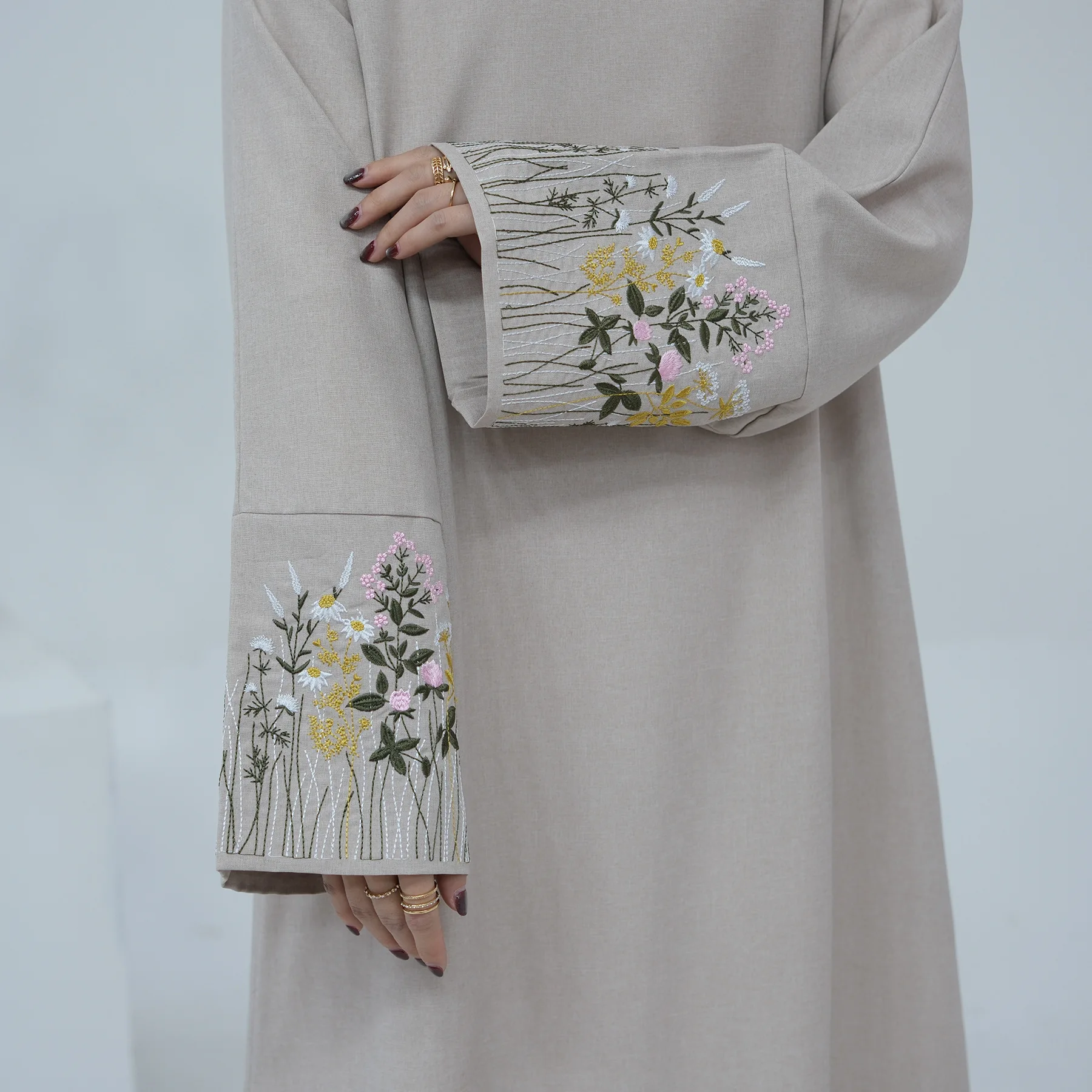 

Elegant Muslim Open Abayas Modest Abaya Dress with Floral Embroidery Summer Collection for Dubai Middle East Turkey Dresses