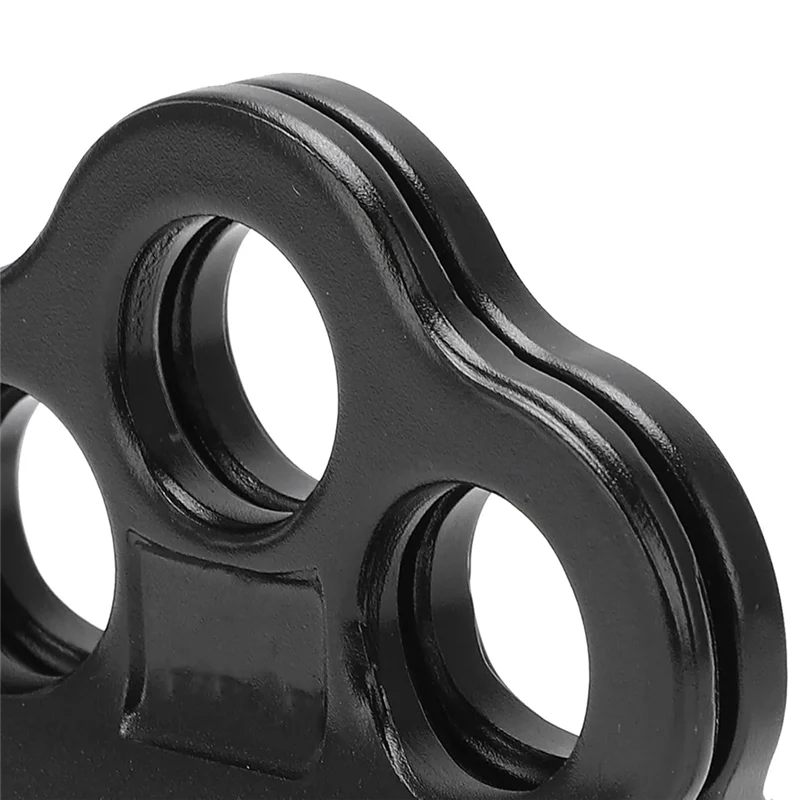 

-A95Z 30KN Climbing Pulley, Three Hole Hitch Climbing Assist Pulley Climber Double Bearing For Rock Rappelling Zipline Sports