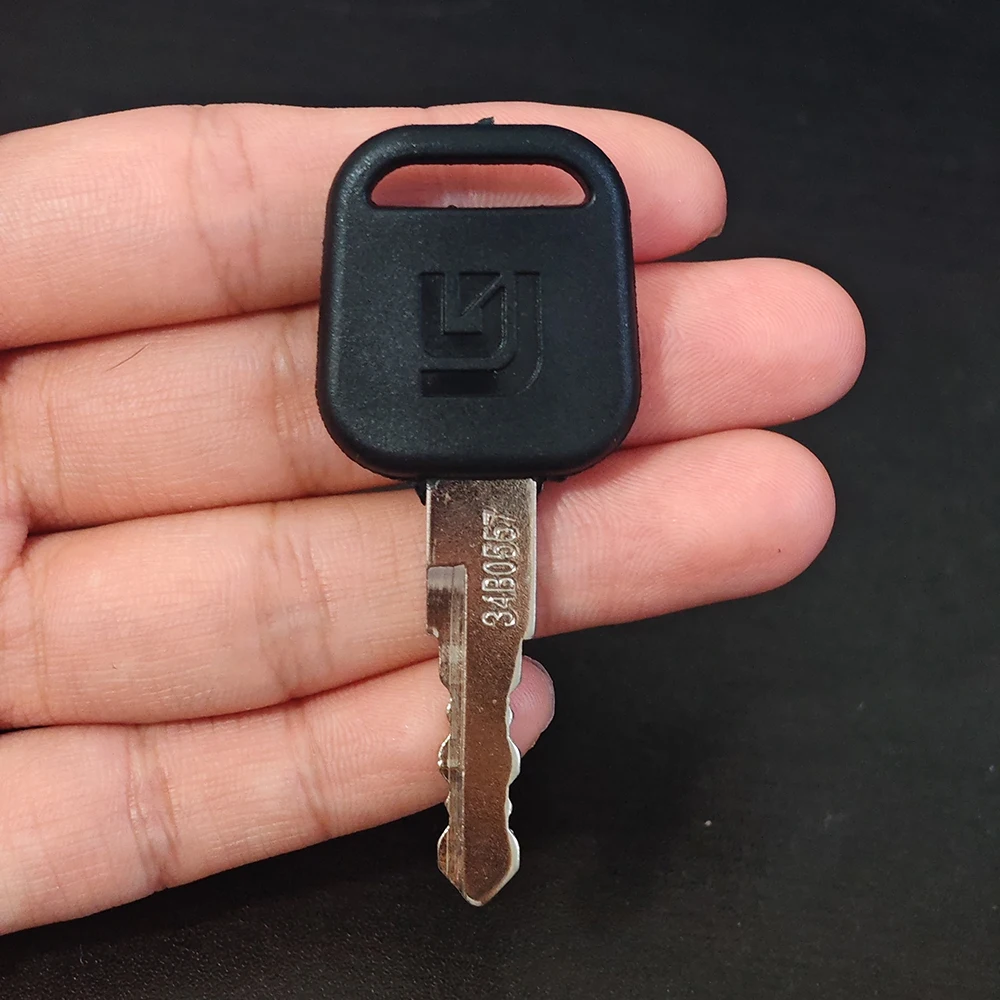 

Ignition Keys 34B0557 For Liugong key 906 9075 920E Excavator and Heavy Equipment Excavator parts