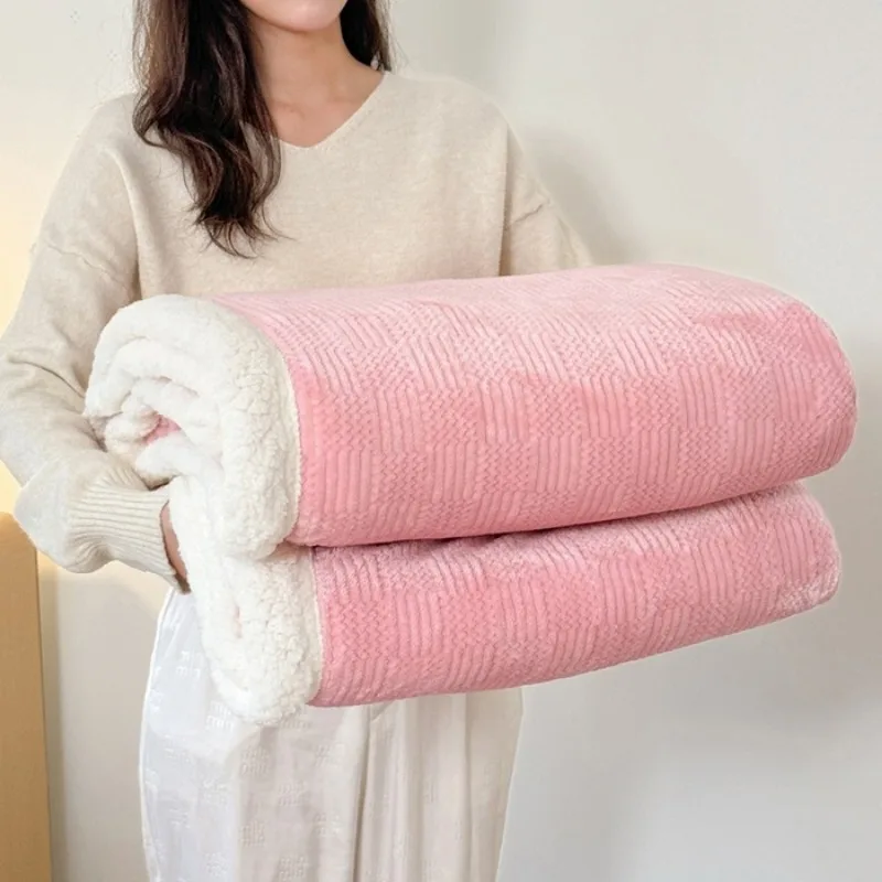 2025 new multi-functional office nap blanket Class A babe fleece jacquard blanket thickened casual shawl blanket