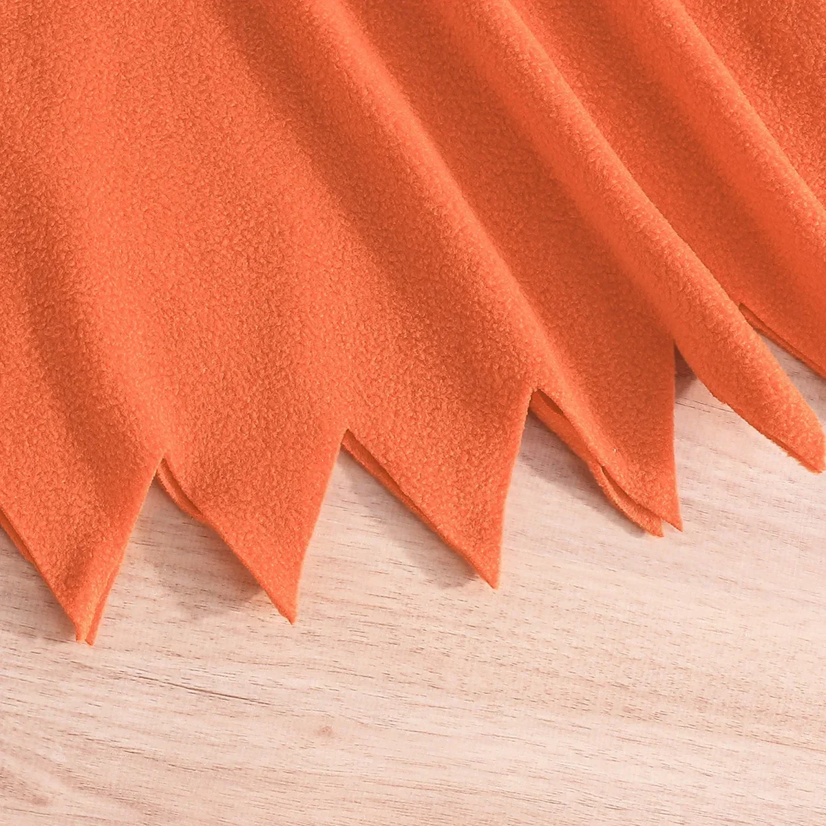 Kinder-Geisterkostüm Weißer Kapuzenponcho mit gezackten Kanten Halloween-Verkleidung für Süßes oder Saures Geburtstagsparty Cosplay-Outfit – Detail 21