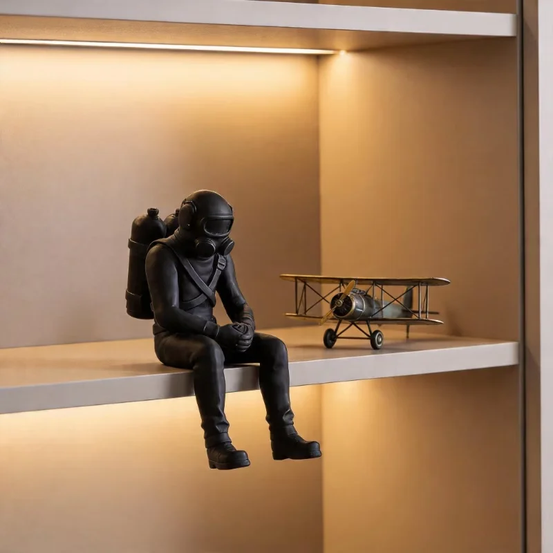 3D Printed Sitting Lethal Company Employee Shelf Sitter, Sad Diver Character Statue,Game‑Themed Edge‑Sitting Ornament Decor