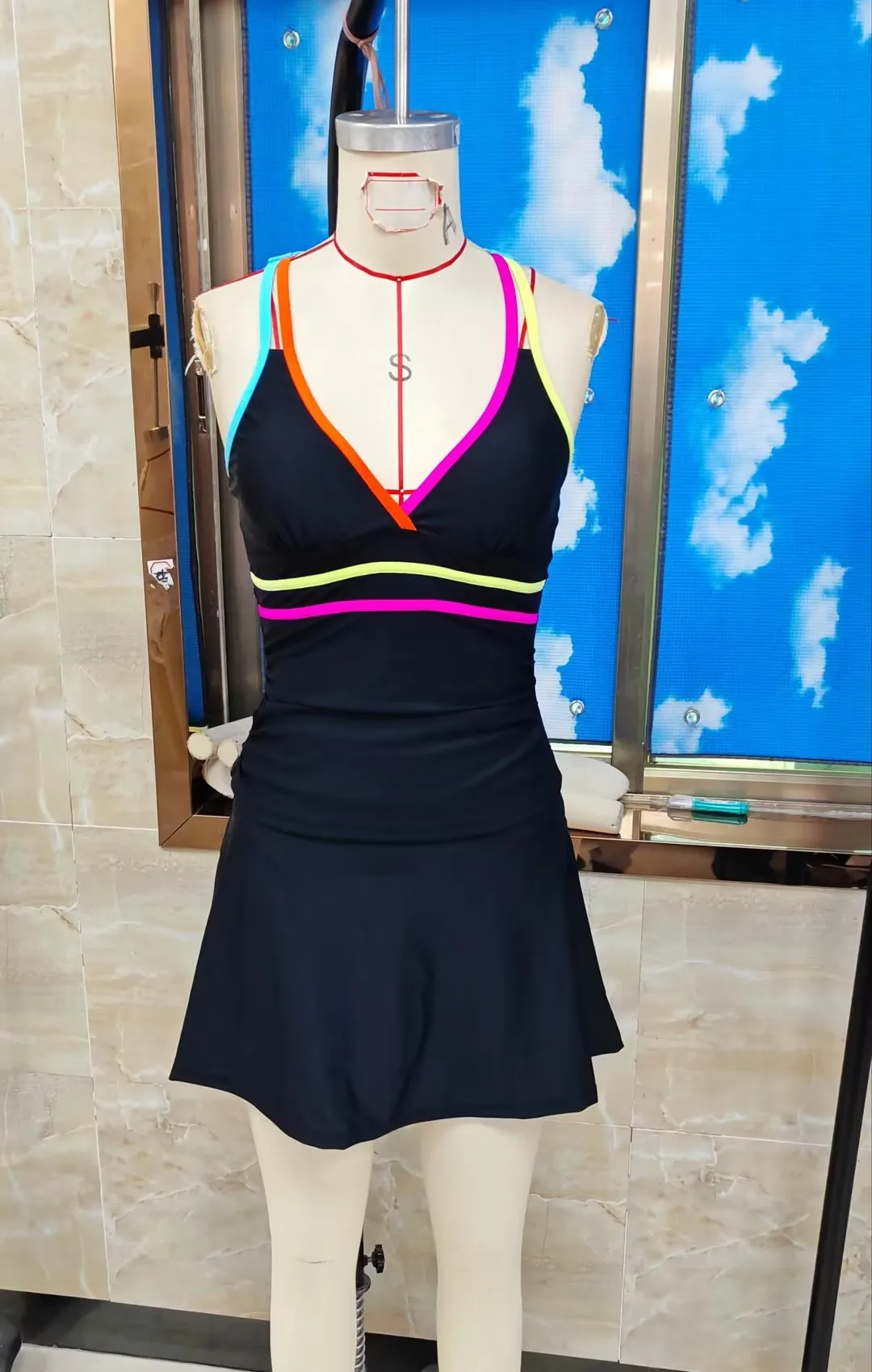 

Модный женский летний купальник из двух частей с контрастной отделкой, танкини с юбкой, пляжная одежда