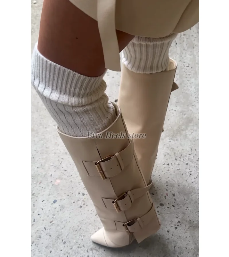 Bottes à talons compensés à boucle métallique pour femmes, nouveauté 2026, bottes mi-hautes sexy, bout pointu, talons hauts, bottes longues, chaussures de soirée de luxe, chaussures de créateur