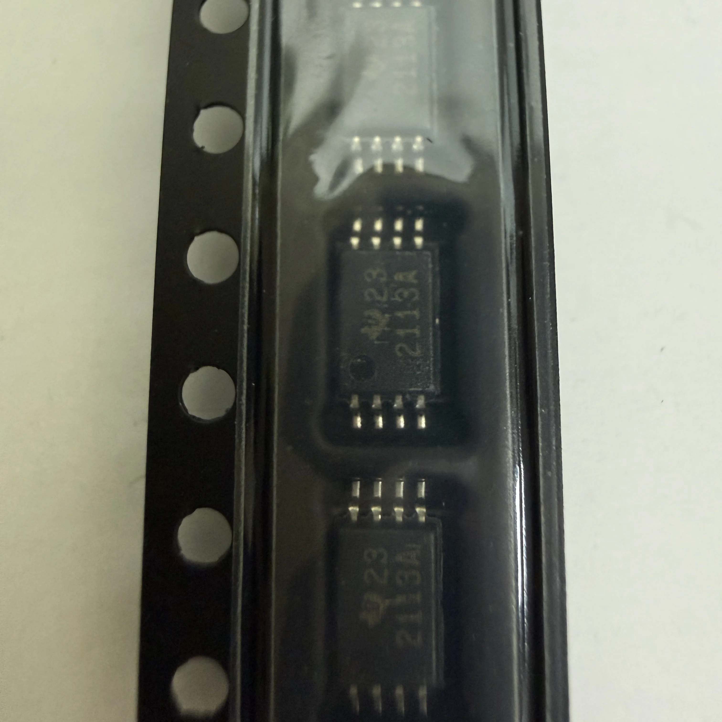 5PCS/LOT TPS2113APWR (PMIC)