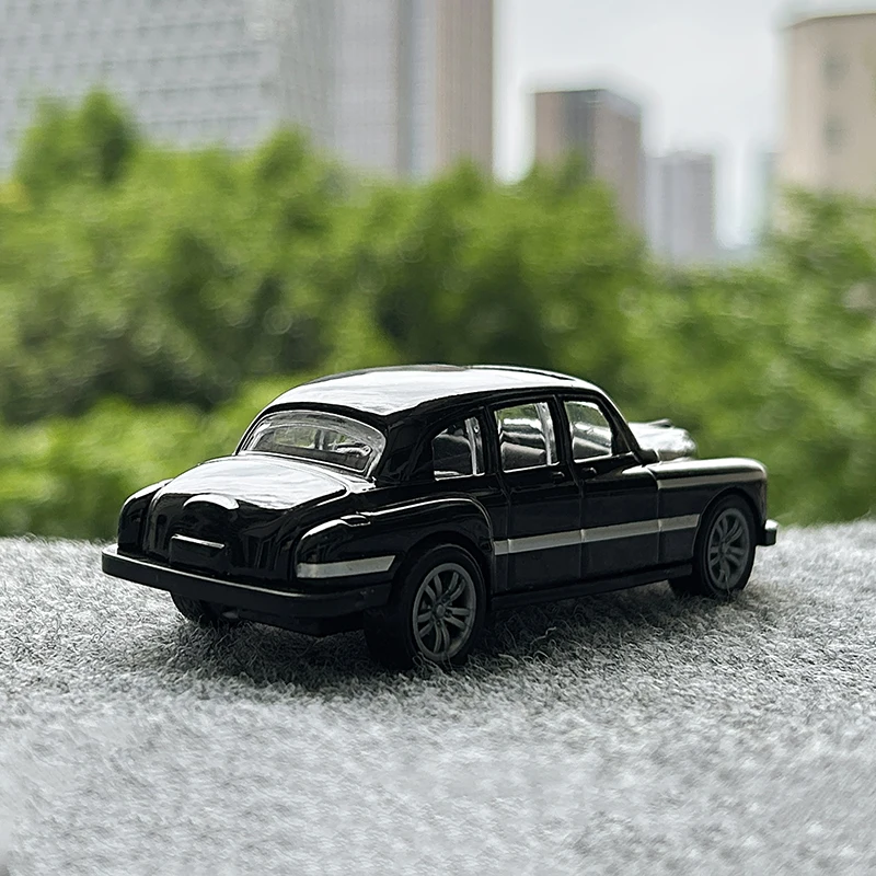 1:43 Alloy Vintage Diecast Car Model Car Classic BENZ Pull Back Car Model Miniature Vehicle Replica Gift For Kids Adults - Image 3