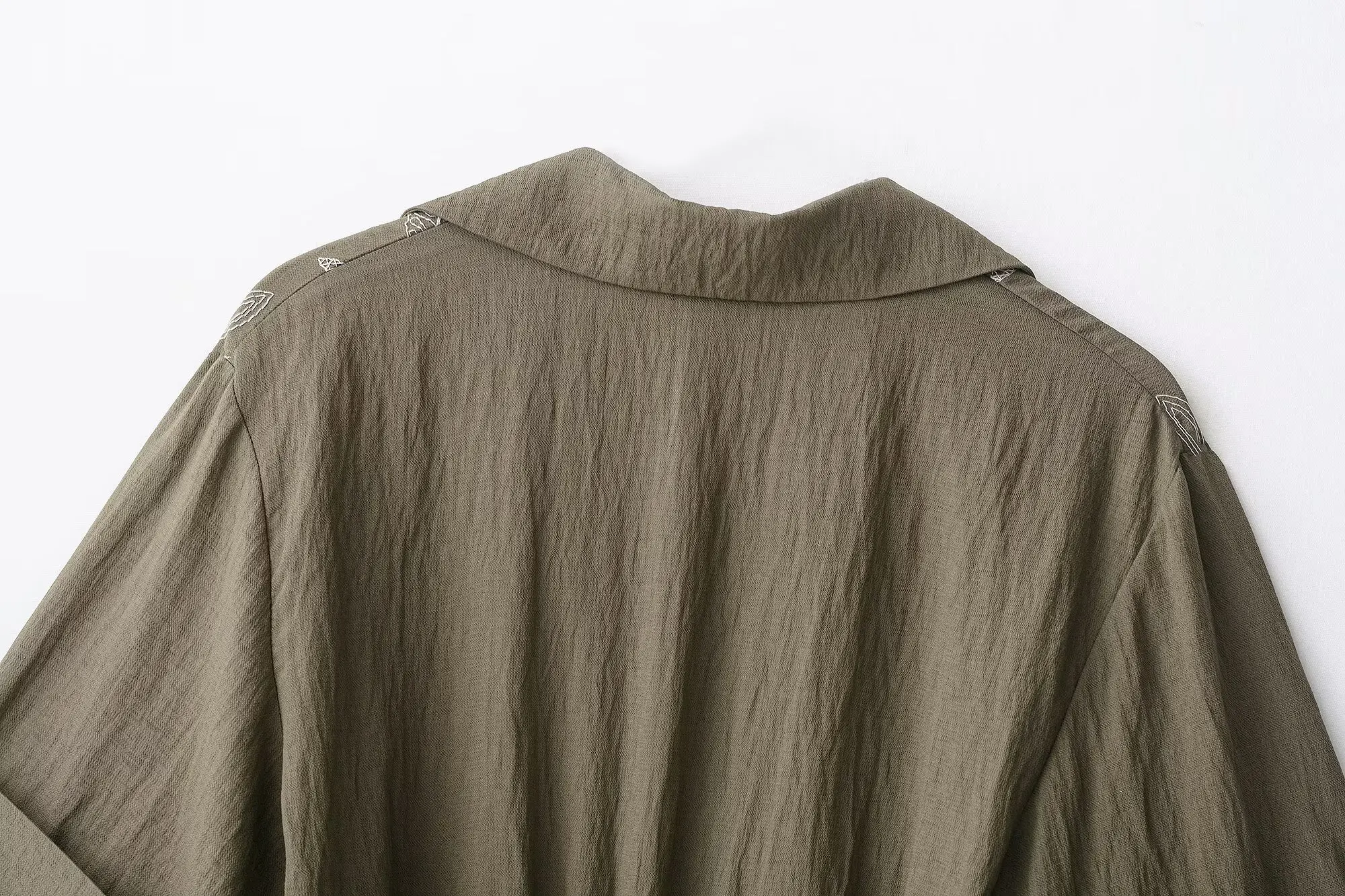 Zevity Donna Vintage Foglie Ricamo Petto Grembiule Camicetta Donna Chic Manica corta Orlo Camicia arrotolata Blusas Crop Top LS9424