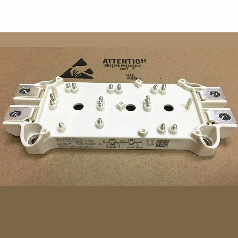 SEMIX353GB126V1 SEMIX353GB126V3 SEMiX453GB126V3  SEMIX353GB176HDS  FREE SHIPPING NEW AND ORIGINAL MODULE