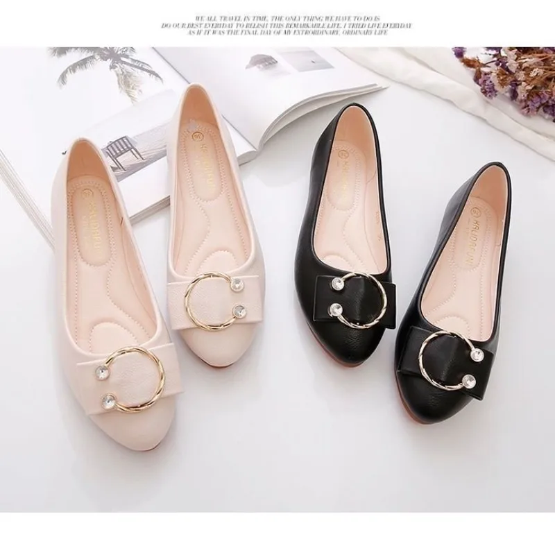 

2025 Best-selling Soft-soled Mary Jane Flat-soled Low-cut Casual Easy-to-match Lightweight Soft Bean-shaped Women's Shoes