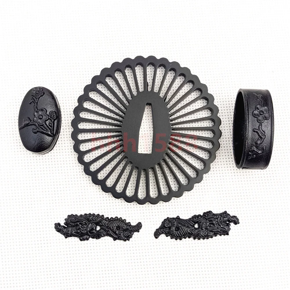 

Чудесная стальная железная защита Tsuba, защитная накладка, фучи Кашира, сплав Menuki для японских стандартных аксессуаров
