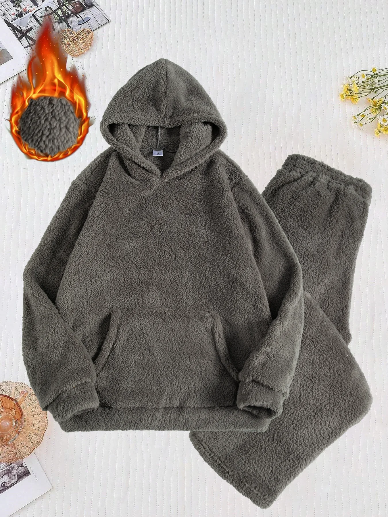 Men's Dark Gray Solid Color Plush Hooded Sweatshirt and Pants Two-Piece Set, Thickened Warm Sports Suit with Kangaroo Pocket, Loose Casual Street Style Indoor and Outdoor Outfit view 2