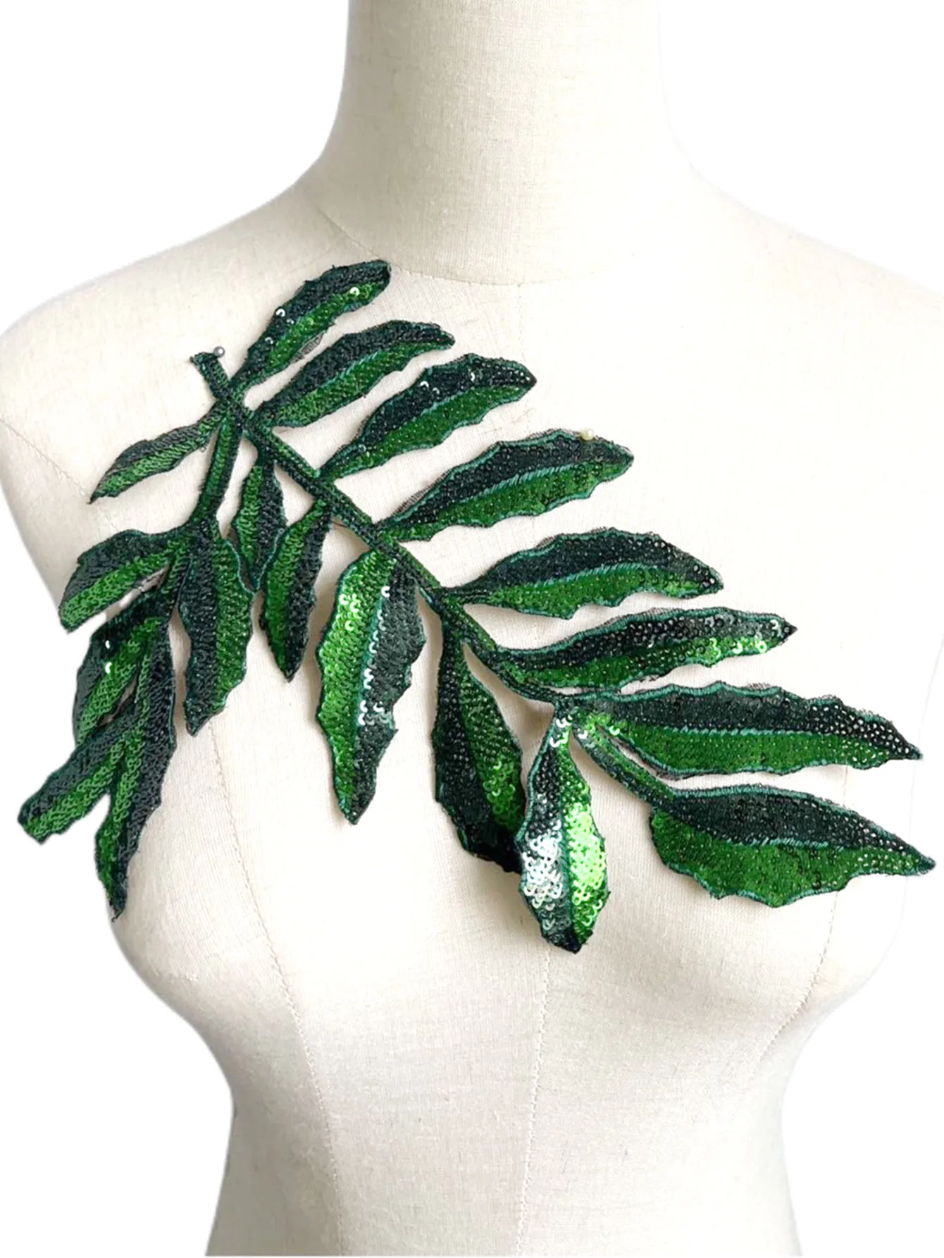 1 Piece Fashion Green Sequins Leaf Parch For Costume Dress Coat Iron On Patch for Clothing